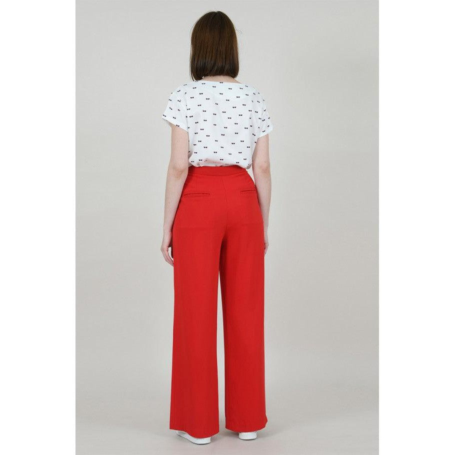 Red Rouge Legs Pants