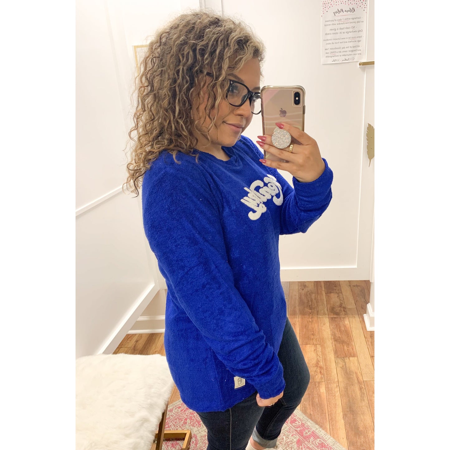 Curvy Kentucky Royal Knit Pullover