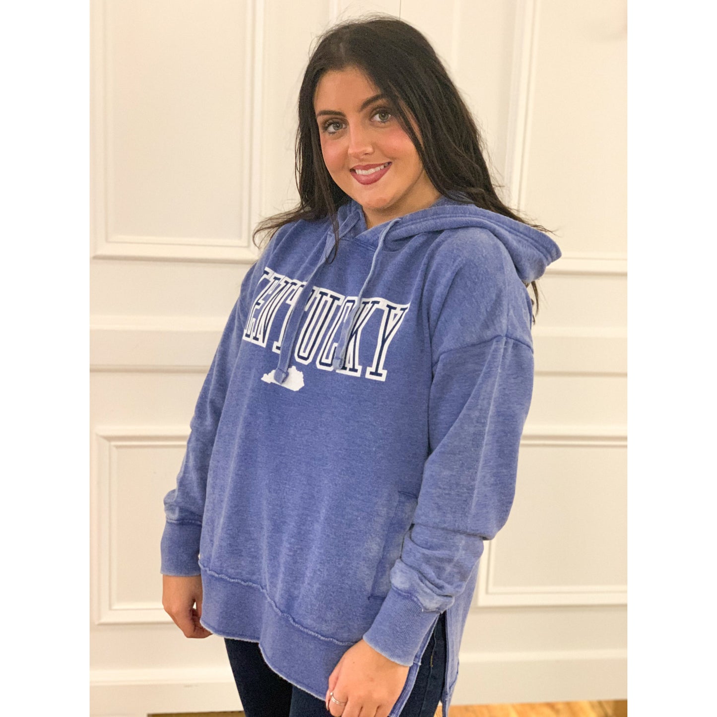 Curvy Kentucky Vintage Wash Hoodie