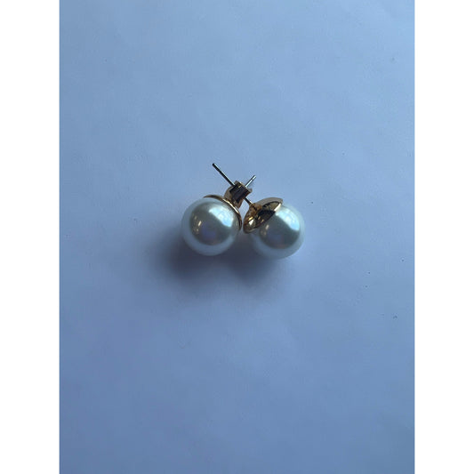 Pearl Studs